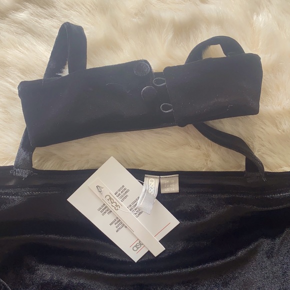 ASOS Halter, Velvet Crop Top in Black Sz: UK 18 US:14 - Picture 4 of 6